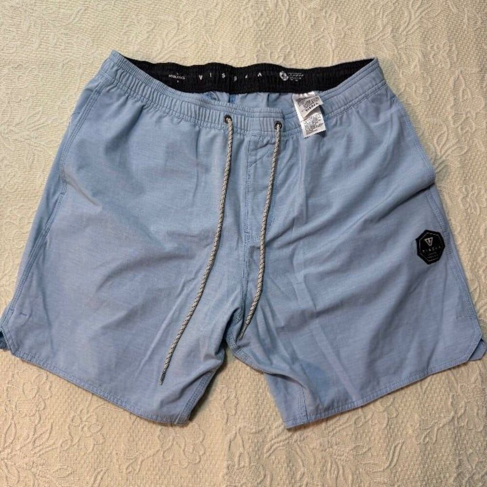 Vissla Solid Sets 17.5" Ecolastic Boardshorts Chambray Light Blue size XL